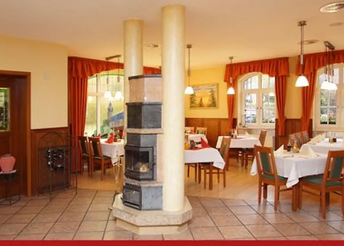 & Restaurant 