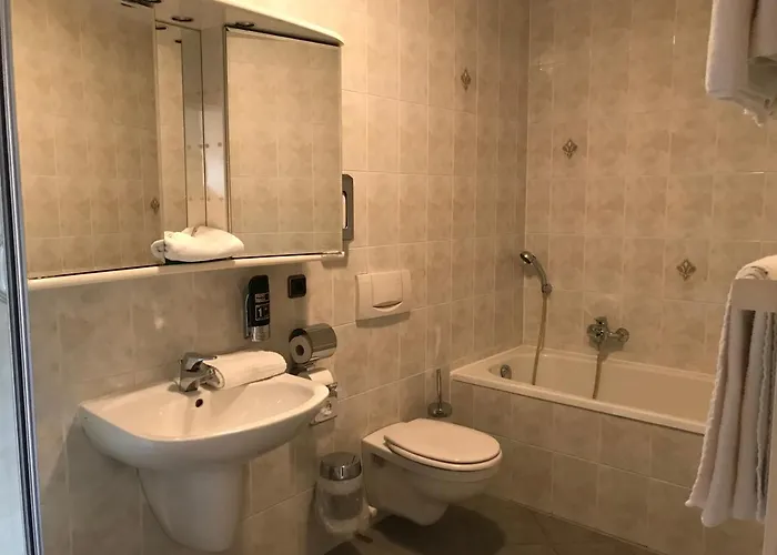 Szálloda & Restaurant 